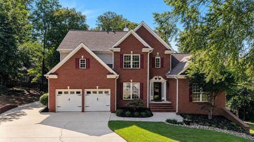 509 Grey Oaks Trail active home in River Falls Pl, Duncan, SC