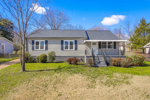 107 Boyd Ave active home in Hunters Acres, Simpsonville, SC