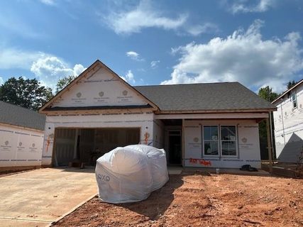 269 Talbert Trail active home in Sherwood Gardens, Landrum, SC