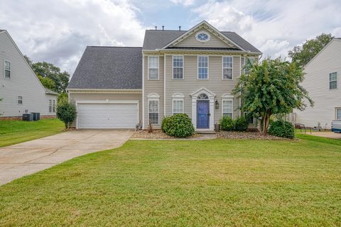 135 Castleton Circle active home in Cobbs Creek, Boiling Springs, SC