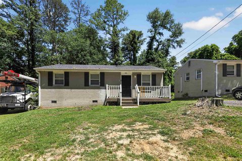 9 Delores Street active home in Belmont, Greenville, SC