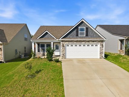 2133 Davenport Court active home in Hampshire Heights, Moore, SC