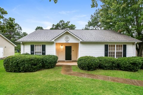2002 Shalann Drive active home in Winfield, Spartanburg, SC