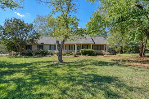 404 Cresthaven Drive active home in Tyler Oaks, Boiling Springs, SC