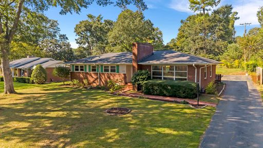 109 Monroe Road active home in Fernwood, Spartanburg, SC