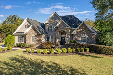 125 Rivendell Drive