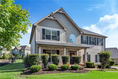 103 Buckland Drive