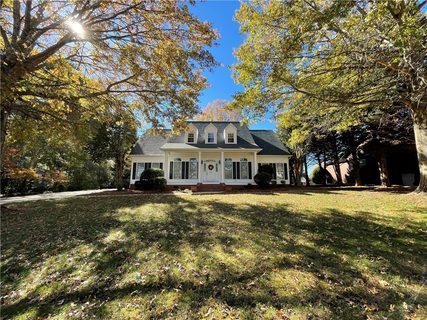 106 Tanglewood Drive sold home in Smithfield, Easley, SC