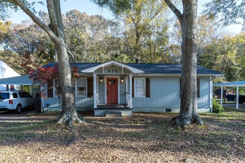 858 Greenville Street