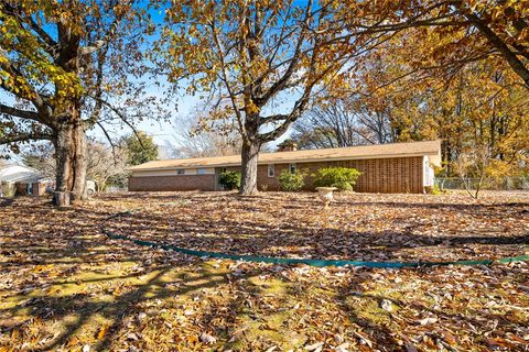 415 Pelzer Highway