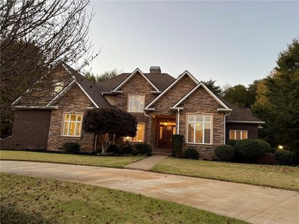 308 Compass Point