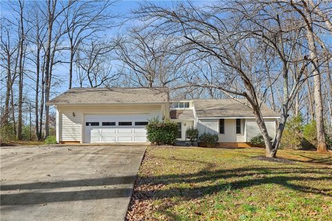 147 Live Oak Court sold home in Towne Creek Cov, Anderson, SC