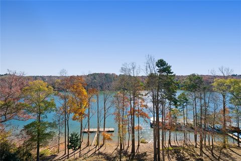 Previously sold for $325,000