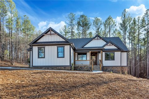 107 Cedar Bluff Court sold home in Highland Lake Keowee, Six Mile, SC