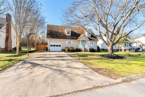114 Court Drive