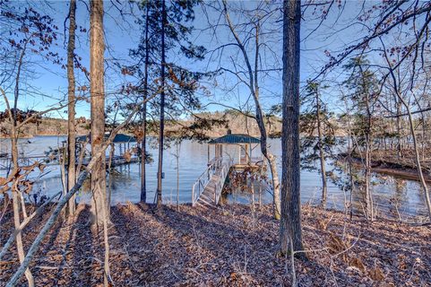 101 Sailview Court