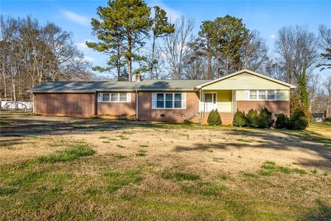 310 Palmetto Parkway