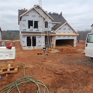 214 Iris Drive