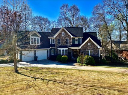 1101 Cross Creek Drive
