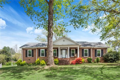 405 Timberlake Road