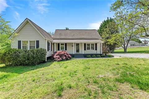 Previously sold for $195,000