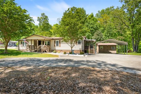 23036 Mcdonald Point Road sold manufactured home in Mcdonald Pointe, Seneca, SC