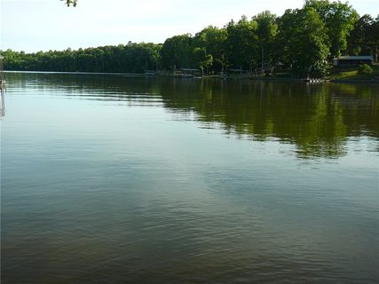 128 Waterside Drive