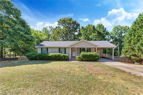 2101 Rolling Green Road