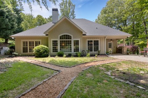 608 Lighthouse Court sold home in Beacon Shores, Seneca, SC