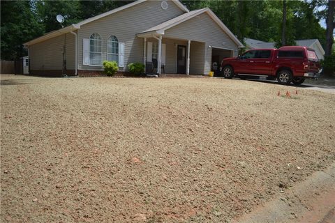 1210 Ravenswood Drive sold home in Hunters Glen, Anderson, SC