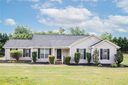 207 Pebble Creek Drive sold home in Seneca, SC