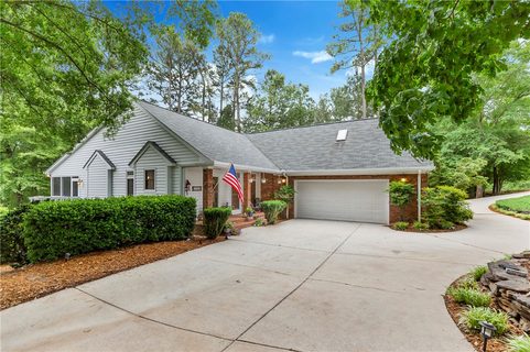 1029 Cross Creek Drive