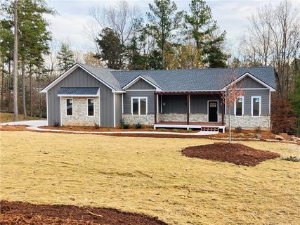 800 Little Bay Lane sold home in Timber Bay, Seneca, SC