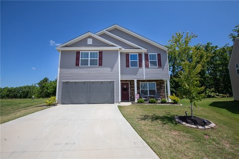 34 Karkinnen Court