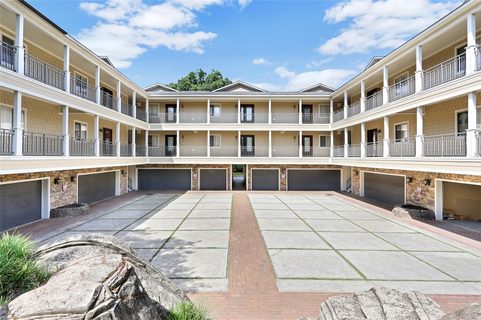 201 Sloan Street sold condo in Courtyard On Sloan, Clemson, SC