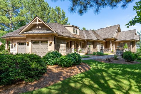 104 Golden Bear Drive