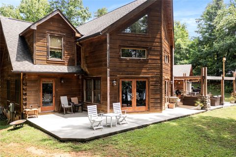 305 North Shores Drive sold home in North Shore, Westminster, SC