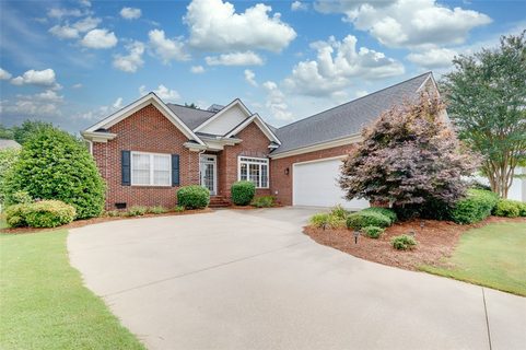 110 Tarrington Lane