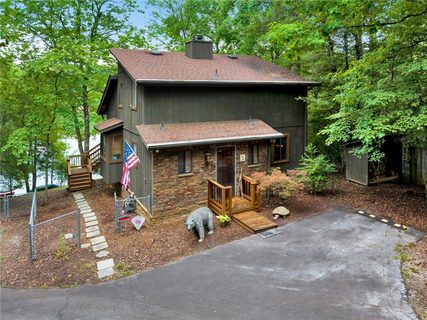 627 N Lake Drive sold home in Whitewater Lake, Salem, SC