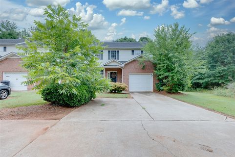 123 Dundee Court