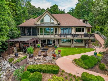 303 Oakleaf Court sold home in Waterford Sub, Seneca, SC