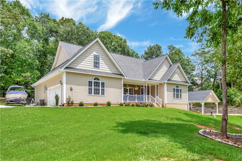 605 Bryant Crossing Drive sold home in Bryant Crossing, West Union, SC