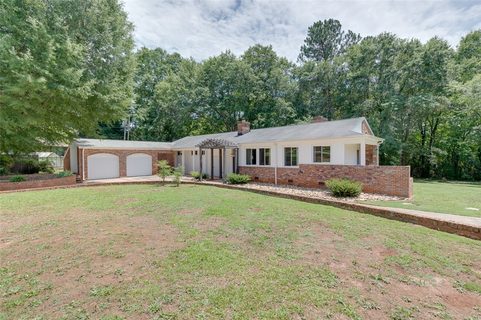 221 Bedford Forest Avenue