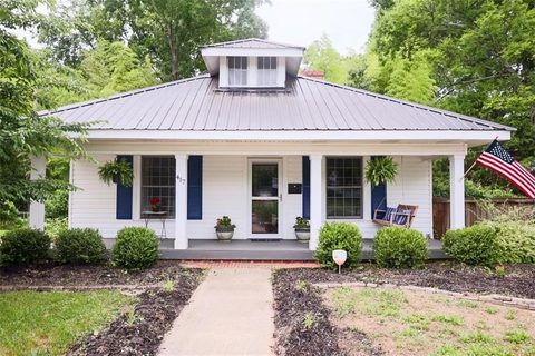 417 North Street sold home in College Heights, Anderson, SC