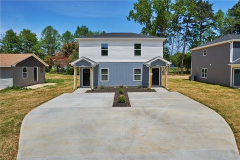 113 Corning Street A & B sold multi-family property in Meadow Park, Anderson, SC
