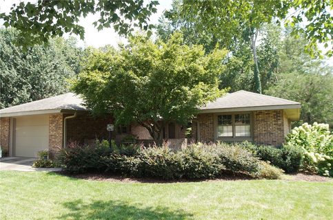 1018 Keystone Lane