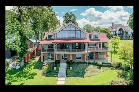 1703 Keowee Lakeshore Drive