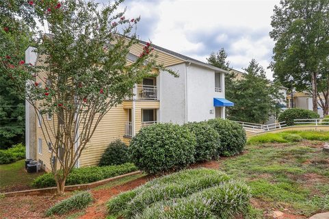 1709 Northlake Drive
