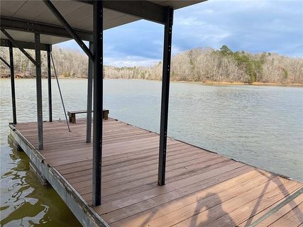 16 Pointe Wildwood Drive sold home in Pointe Wildwood, Seneca, SC