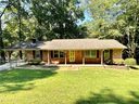 425 Forest Acres Circle sold home in Walhalla, SC